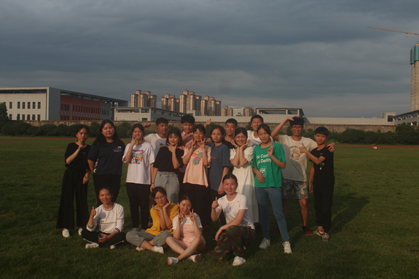 d9a790de23d64ac4927c4e814902d87b.jpg